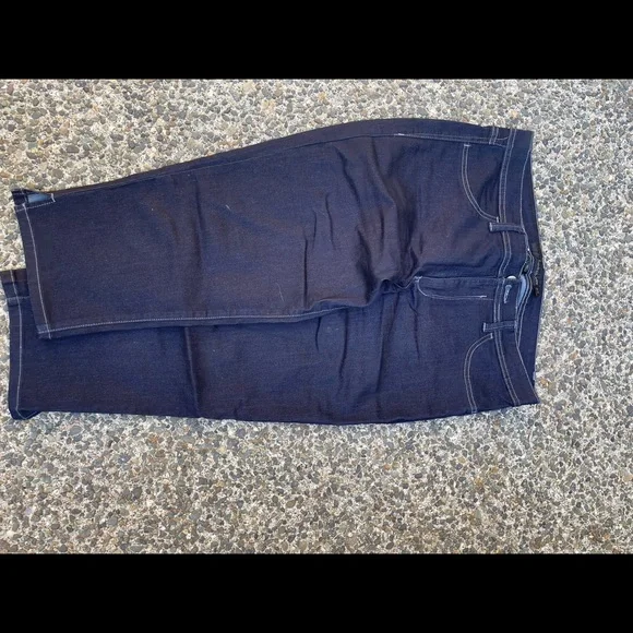 Calvin Klein Jeans - Picture 3 of 5